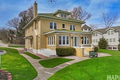 Photo of 815 Rolling Lane Road, Johnsburg, IL 60051 (MLS # 12618925)