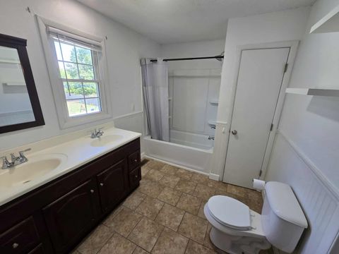 Tiny photo for 108 MOCKINGBIRD Lane, Woodlawn, IL 62898 (MLS # 100000684)