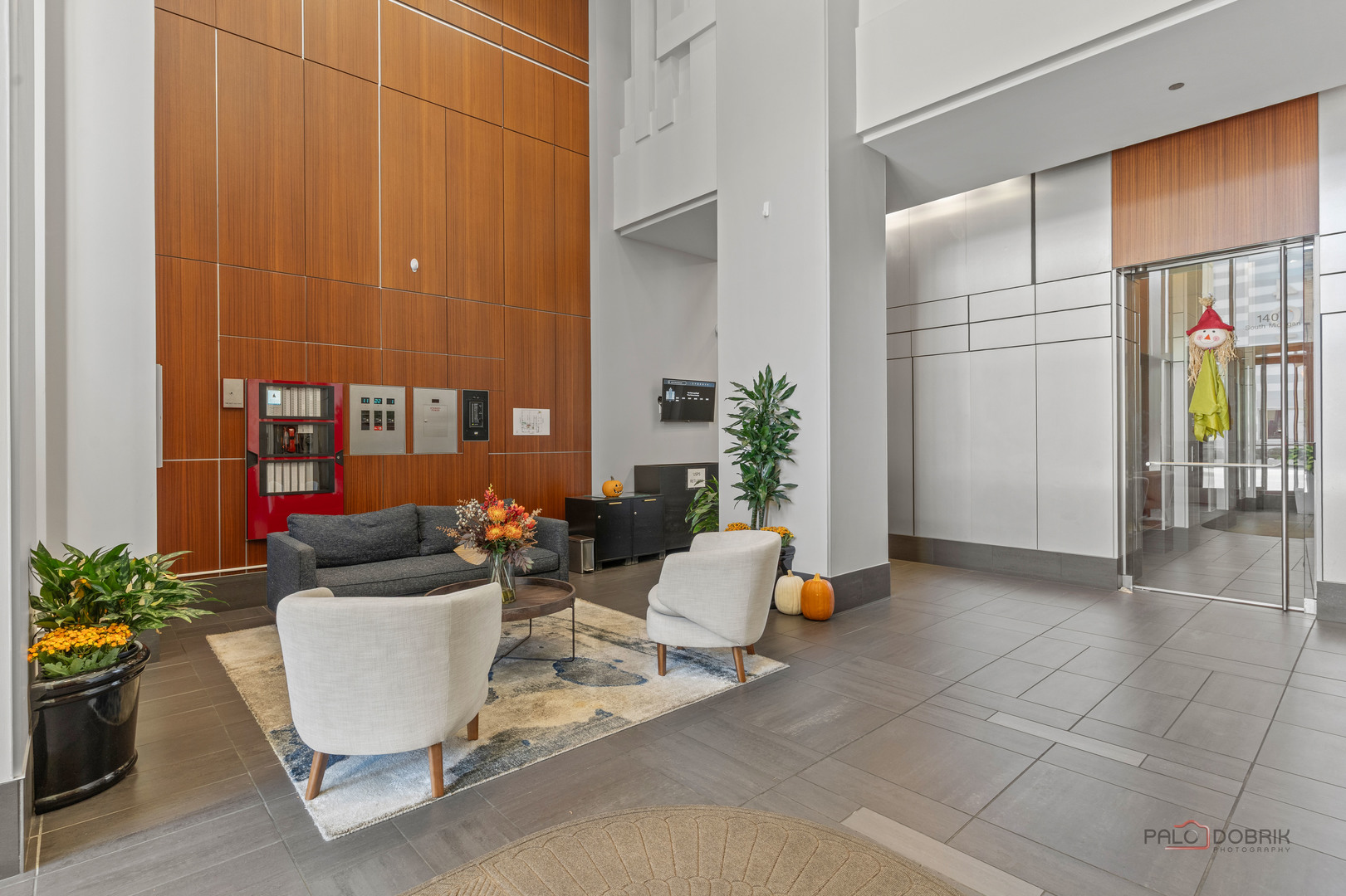 1400 S Michigan Avenue 1404