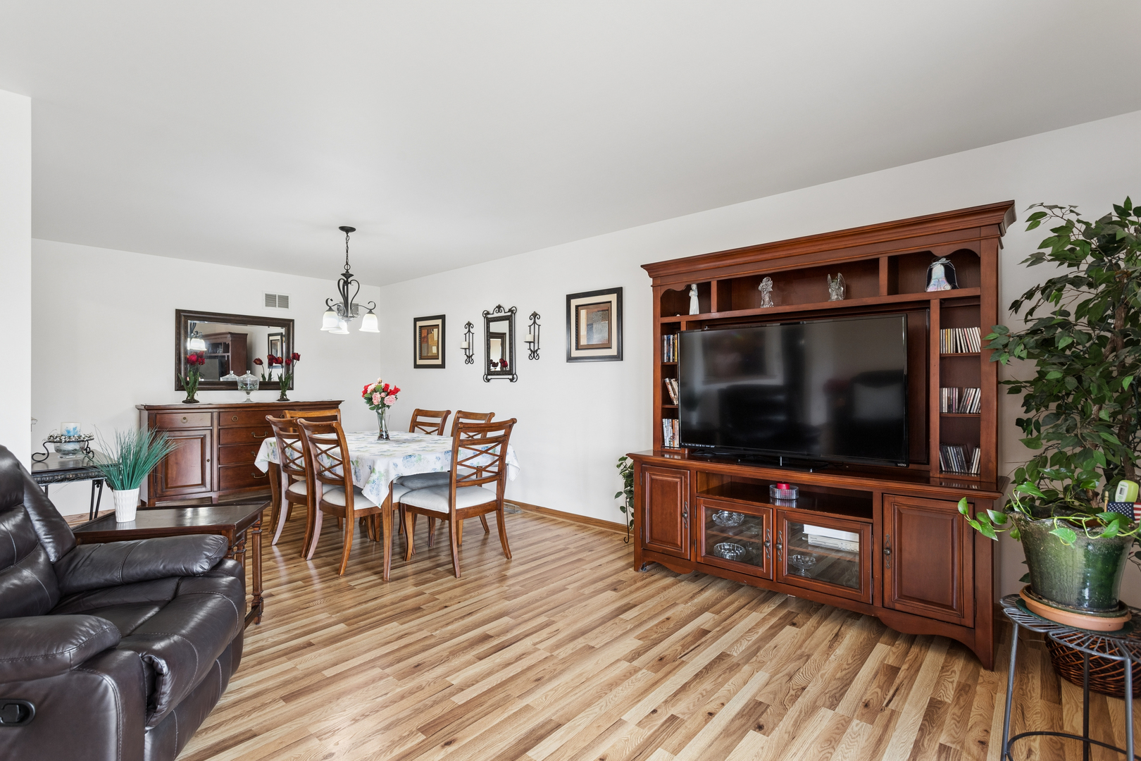 10629 Lynn Drive 115