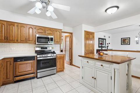 Tiny photo for 10629 Lynn Drive #115, Orland Park, IL 60467 (MLS # 12661890)