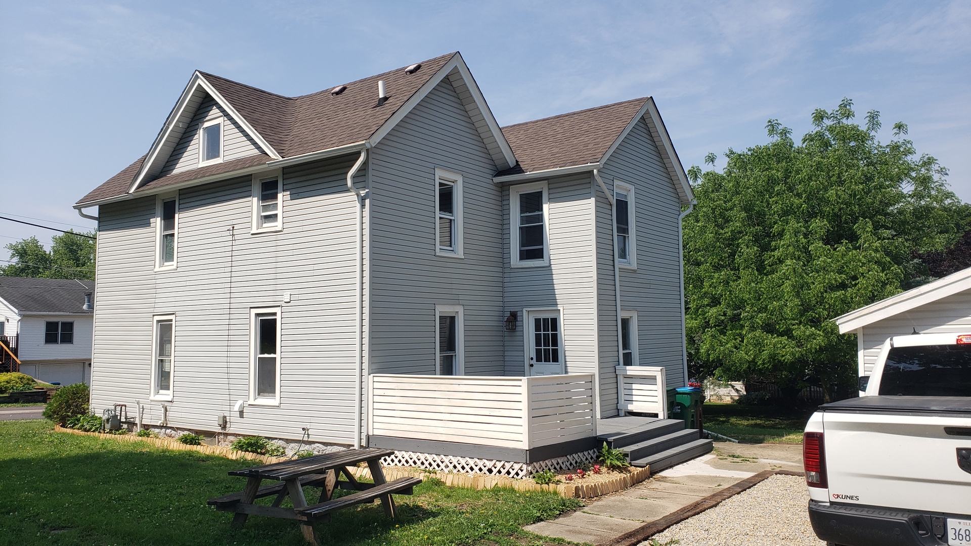 402 W Fulton Street