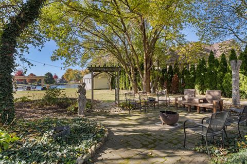 Tiny photo for 104 Lake View Drive, Fairbury, IL 61739 (MLS # 12513379)