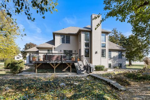 Tiny photo for 104 Lake View Drive, Fairbury, IL 61739 (MLS # 12513379)