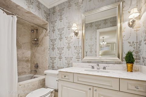 Tiny photo for 2103 N CLIFTON Avenue, Chicago, IL 60614 (MLS # 12473981)