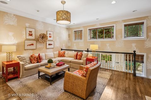 Tiny photo for 2103 N CLIFTON Avenue, Chicago, IL 60614 (MLS # 12473981)