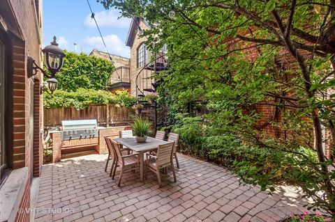 Tiny photo for 2103 N CLIFTON Avenue, Chicago, IL 60614 (MLS # 12473981)