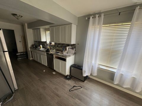 Tiny photo for 12235 Fairway Circle #A, Blue Island, IL 60406 (MLS # 12342535)