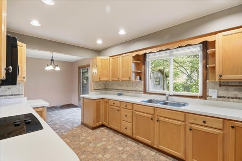Tiny photo for 10405 W Ford Avenue, Beach Park, IL 60099 (MLS # 12742007)