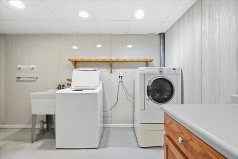 Tiny photo for 10405 W Ford Avenue, Beach Park, IL 60099 (MLS # 12742007)
