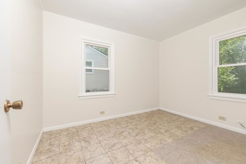 Tiny photo for 906 Fairchild Avenue, Normal, IL 61761 (MLS # 12655825)