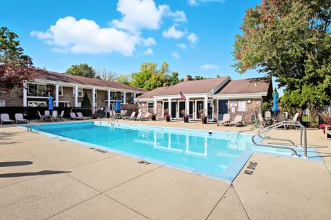 Tiny photo for 108 Evelyn Lane #E, Lake Geneva, WI 53147 (MLS # 12487969)