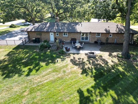 Tiny photo for 8615 Washington Street, Downers Grove, IL 60516 (MLS # 12481505)