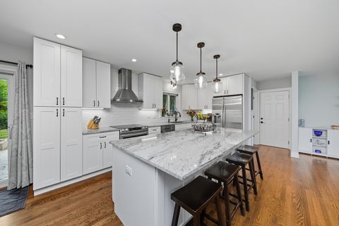 Tiny photo for 8615 Washington Street, Downers Grove, IL 60516 (MLS # 12481505)