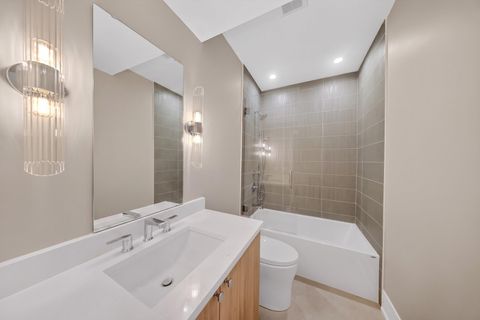 Tiny photo for 1406 W Cuyler Avenue #2, Chicago, IL 60613 (MLS # 12676054)
