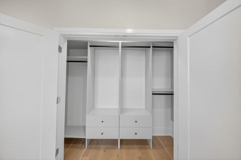 Tiny photo for 1406 W Cuyler Avenue #2, Chicago, IL 60613 (MLS # 12676054)