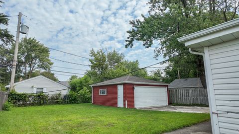 Tiny photo for 746 E 157th Street, South Holland, IL 60473 (MLS # 12552859)