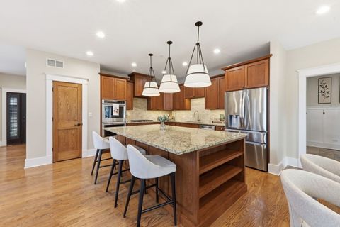 Tiny photo for 451 Lowell Avenue, Glen Ellyn, IL 60137 (MLS # 12682635)