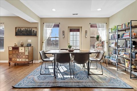 Tiny photo for 2618 W Rosemont Avenue #1, Chicago, IL 60659 (MLS # 12574711)