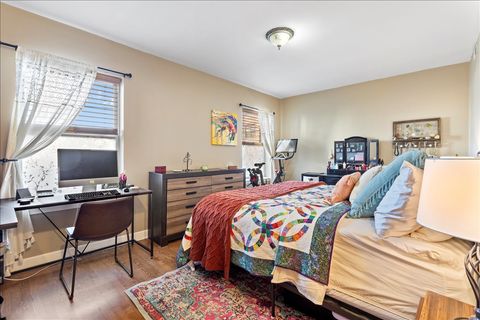 Tiny photo for 2618 W Rosemont Avenue #1, Chicago, IL 60659 (MLS # 12574711)