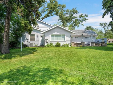 Tiny photo for 5524 S Bruner Street, Hinsdale, IL 60521 (MLS # 12514706)