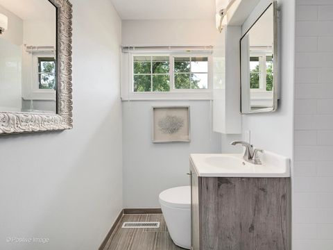 Tiny photo for 5524 S Bruner Street, Hinsdale, IL 60521 (MLS # 12514706)