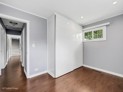 Tiny photo for 5524 S Bruner Street, Hinsdale, IL 60521 (MLS # 12514706)