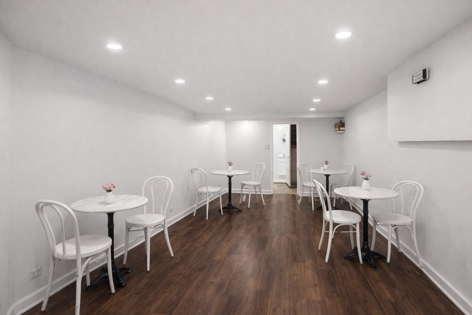 2144 W Montrose Avenue G