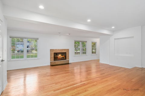 Tiny photo for 20 W Old Elm Road, Lake Forest, IL 60045 (MLS # 12781572)