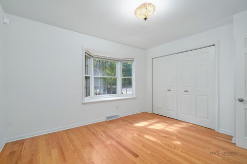 Tiny photo for 20 W Old Elm Road, Lake Forest, IL 60045 (MLS # 12781572)