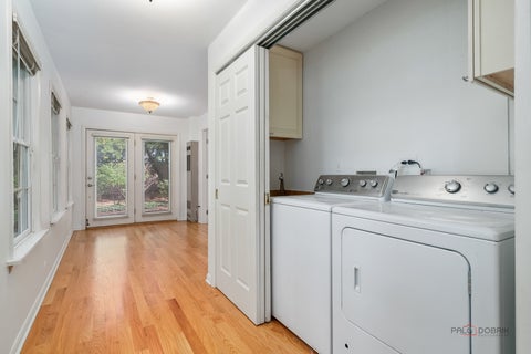 Tiny photo for 20 W Old Elm Road, Lake Forest, IL 60045 (MLS # 12781572)