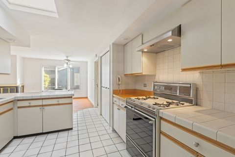 Tiny photo for 920 Eden Drive, Schaumburg, IL 60195 (MLS # 12505040)