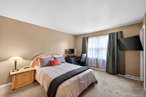 Tiny photo for 585 Beaconsfield Avenue, Naperville, IL 60565 (MLS # 12795191)
