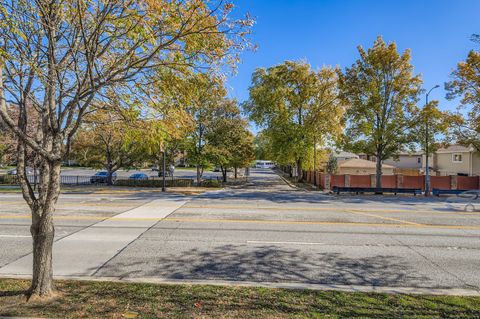 Tiny photo for 10048 S Pulaski Road #1E, Oak Lawn, IL 60453 (MLS # 12491305)