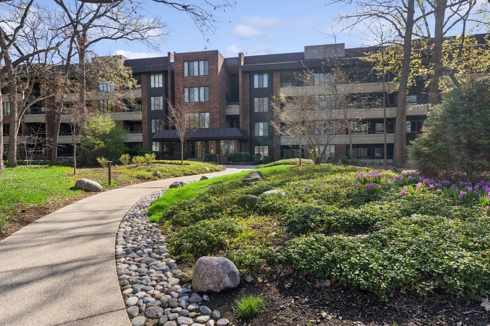 1401 Burr Oak Road 116B