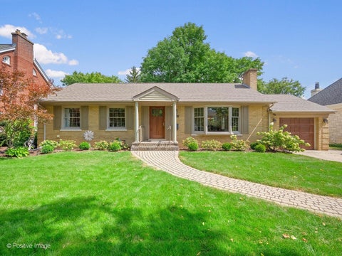 Photo of 533 S Spring Avenue, La Grange, IL 60525 (MLS # 12748410)
