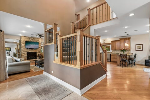 Tiny photo for 610 W Lonnquist Boulevard, Mount Prospect, IL 60056 (MLS # 12719840)