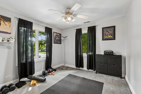 Tiny photo for 610 W Lonnquist Boulevard, Mount Prospect, IL 60056 (MLS # 12719840)