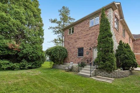 Tiny photo for 610 W Lonnquist Boulevard, Mount Prospect, IL 60056 (MLS # 12719840)