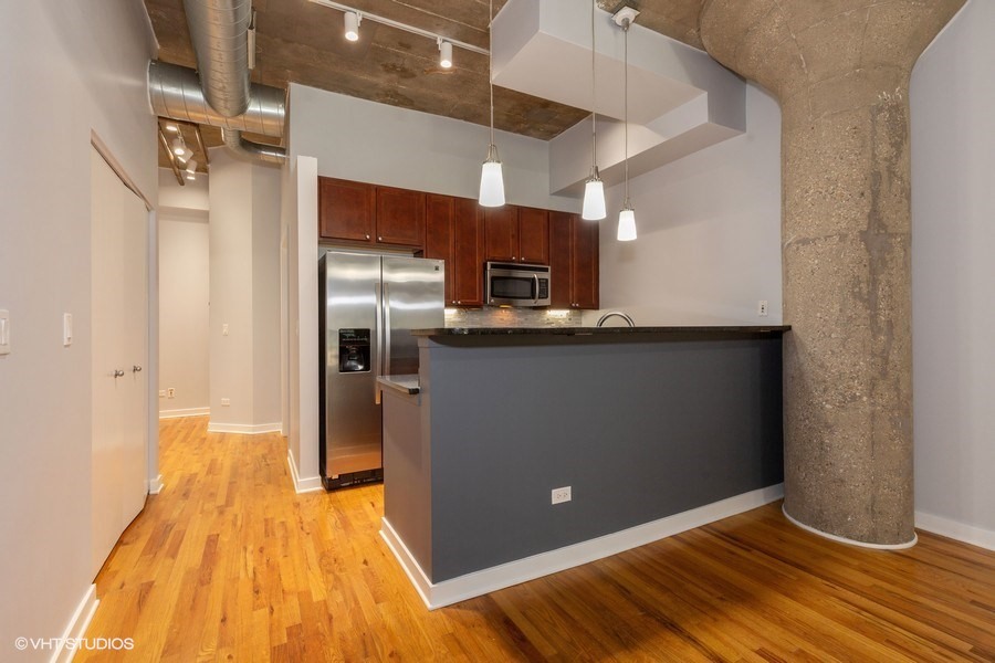 1110 W 15th Street 110