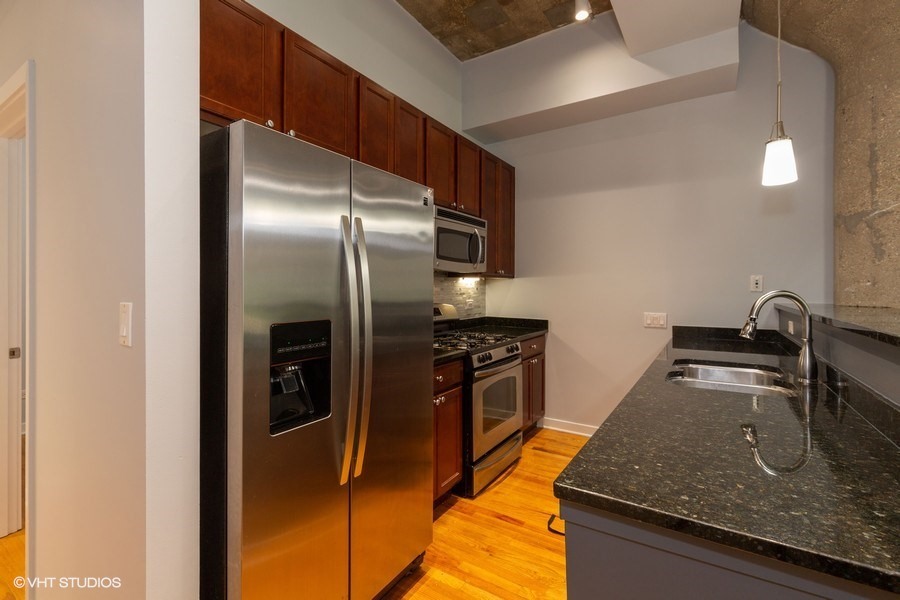 1110 W 15th Street 110