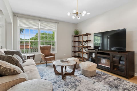 Tiny photo for 4151 ROYAL MEWS Circle #202A, Naperville, IL 60564 (MLS # 12734412)