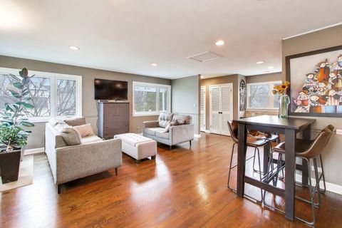 Tiny photo for 520 S Wheaton Avenue, Wheaton, IL 60187 (MLS # 12602002)