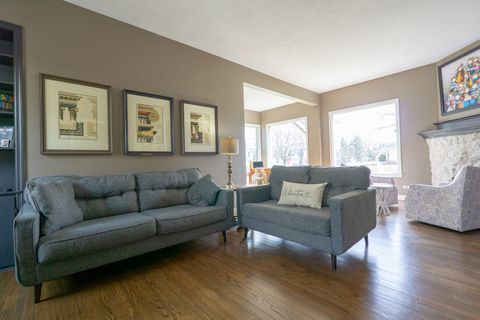 Tiny photo for 520 S Wheaton Avenue, Wheaton, IL 60187 (MLS # 12602002)