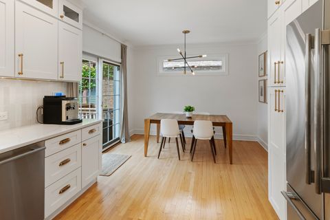 Tiny photo for 6056 N Keeler Avenue, Chicago, IL 60646 (MLS # 12571716)