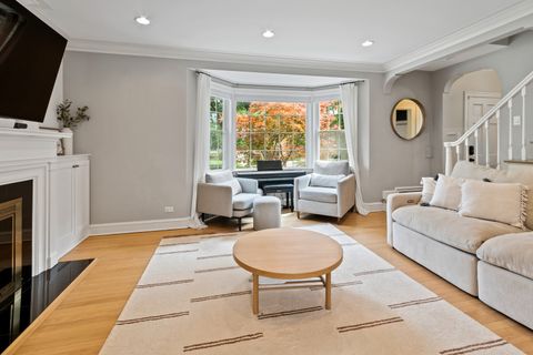 Tiny photo for 6056 N Keeler Avenue, Chicago, IL 60646 (MLS # 12571716)