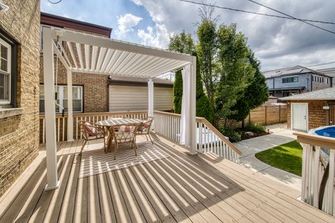 Tiny photo for 6056 N Keeler Avenue, Chicago, IL 60646 (MLS # 12571716)