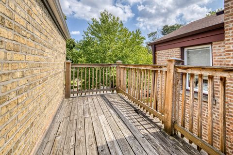 Tiny photo for 6056 N Keeler Avenue, Chicago, IL 60646 (MLS # 12571716)