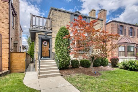 Photo of 6056 N Keeler Avenue, Chicago, IL 60646 (MLS # 12571716)
