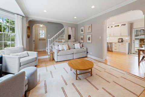 Tiny photo for 6056 N Keeler Avenue, Chicago, IL 60646 (MLS # 12571716)